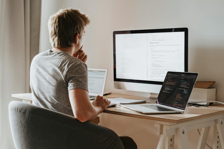 Full Stack Web Developers in Pakistan